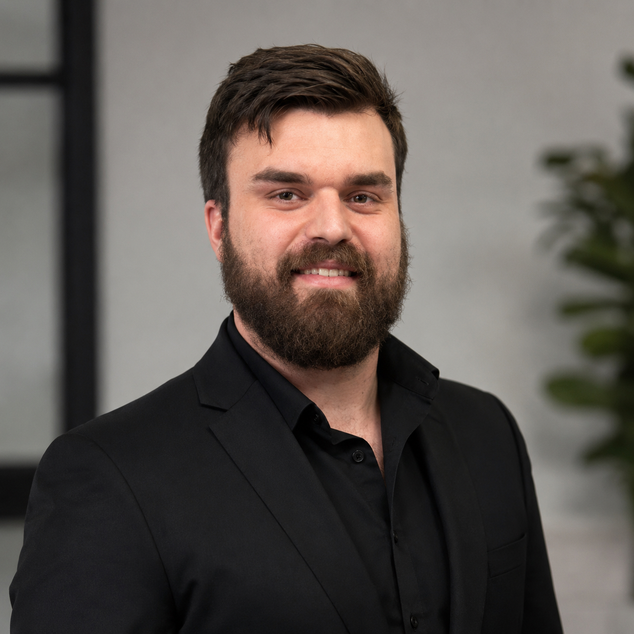 Portrait of the founder of LongWave Technologies